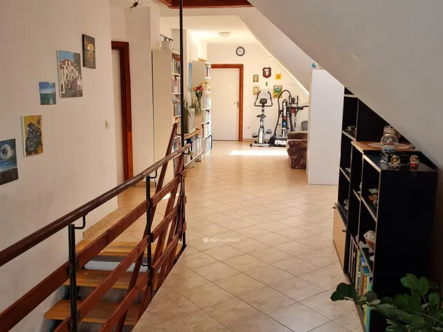 Eladó ház Veszprém 295 nm