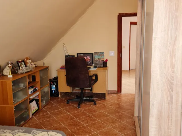 Eladó ház Veszprém 295 nm