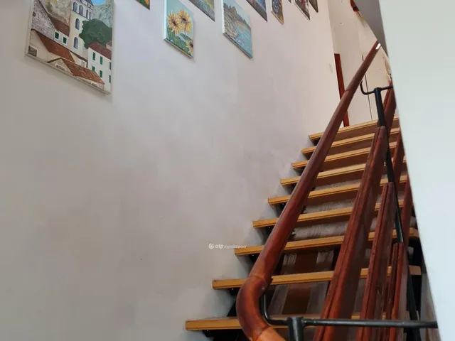 Eladó ház Veszprém 295 nm