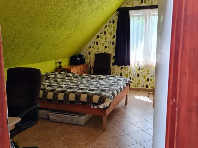 Eladó ház Veszprém, Gyulafirátót 295 nm