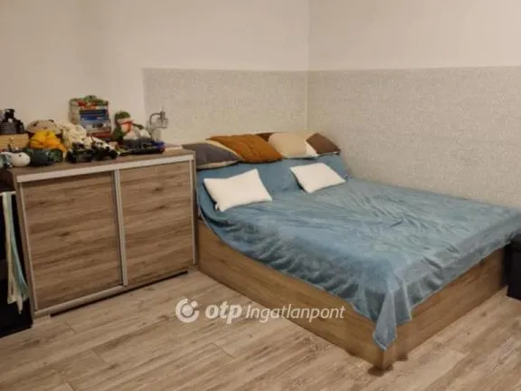 Eladó lakás Balatonfűzfő 48 nm