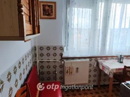 Eladó lakás Pétfürdő 47 nm