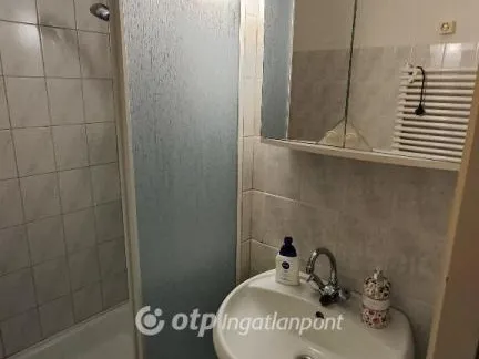 Eladó lakás Pétfürdő 47 nm