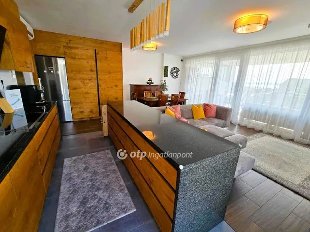 Eladó lakás Balatonfüred 83 nm