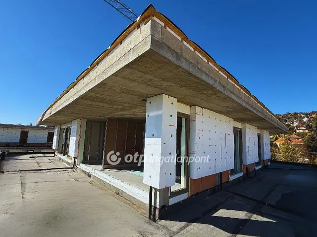 Eladó lakás Balatonalmádi 147 nm