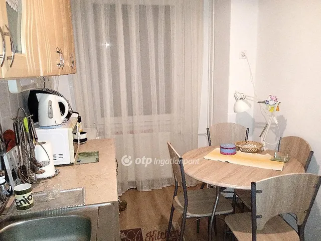 Eladó lakás Ajka 33 nm