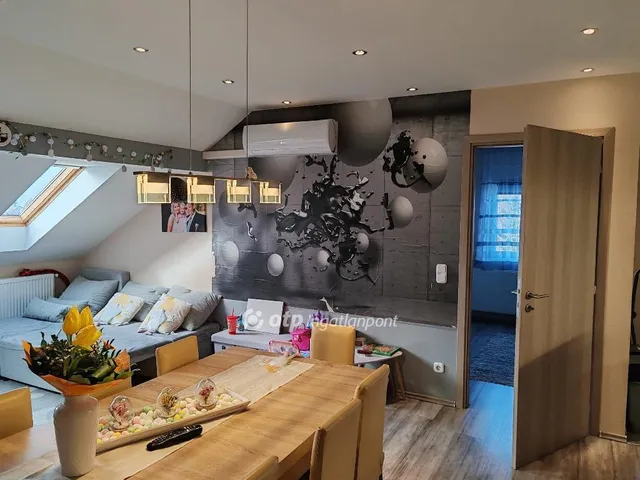 Eladó ház Gyenesdiás 294 nm