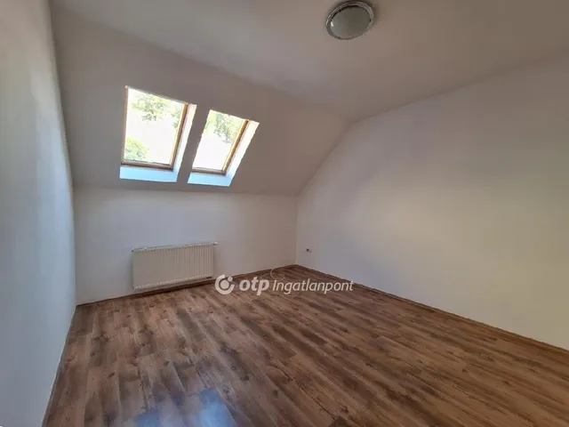 Eladó lakás Veszprém 105 nm