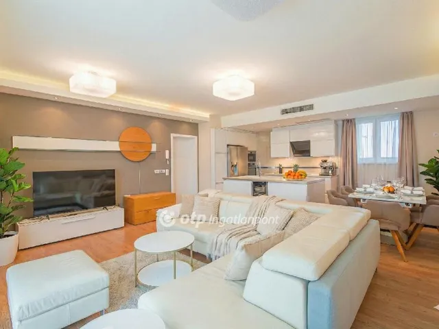 Eladó üdülő és hétvégi ház Csopak 145 nm