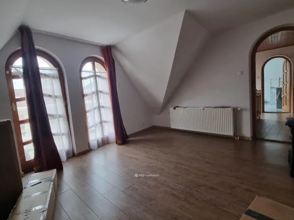 Eladó ház Pápa 185 nm