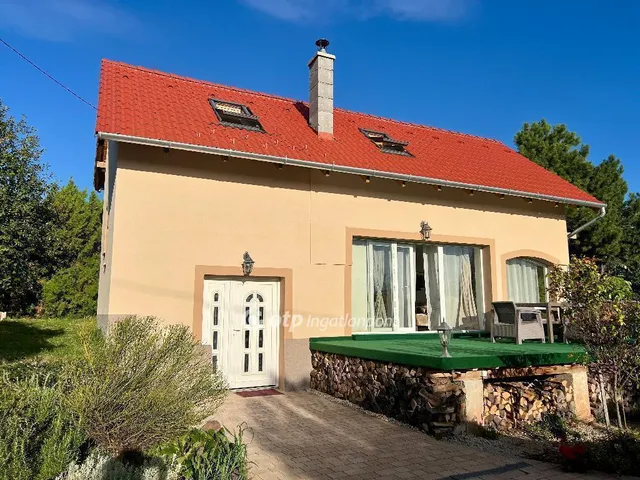 Eladó ház Felsőörs 80 nm