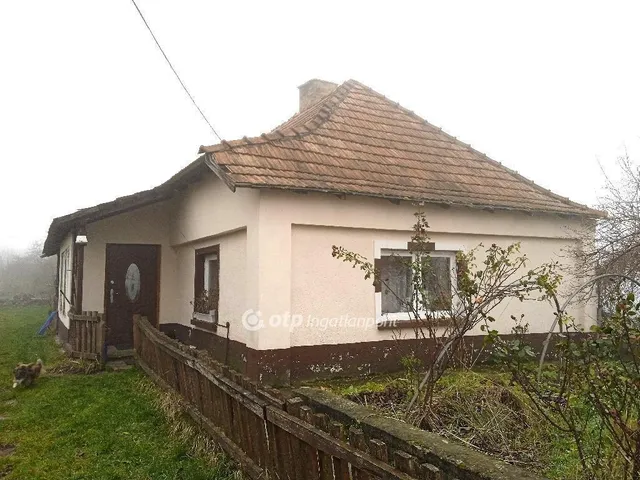 Eladó ház Ajka 69 nm