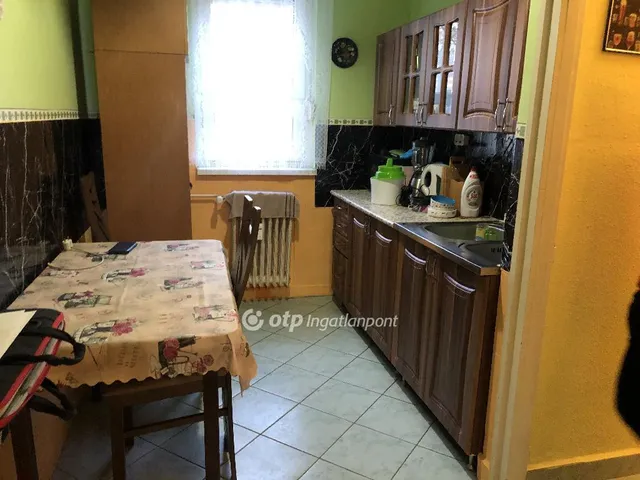 Eladó lakás Ajka 54 nm