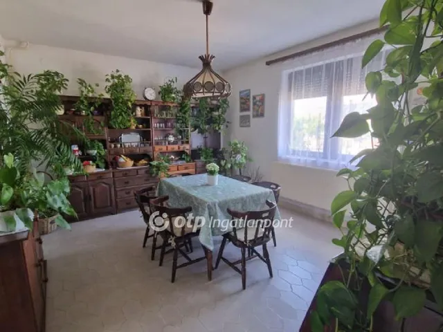 Eladó ház Veszprém 186 nm