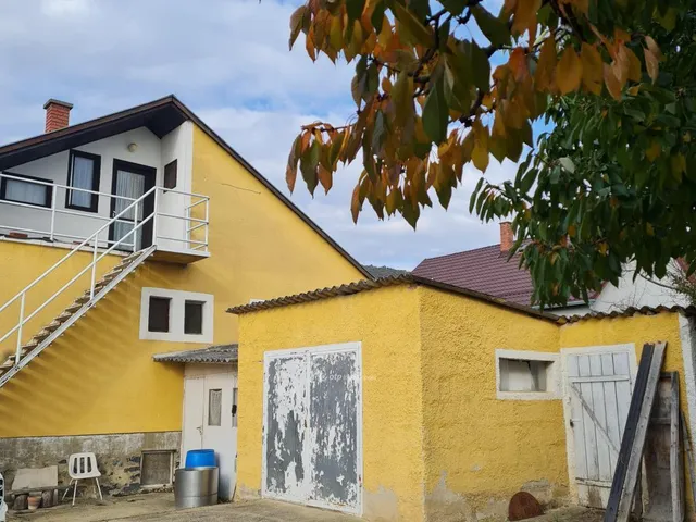 Eladó ház Balatonederics 100 nm