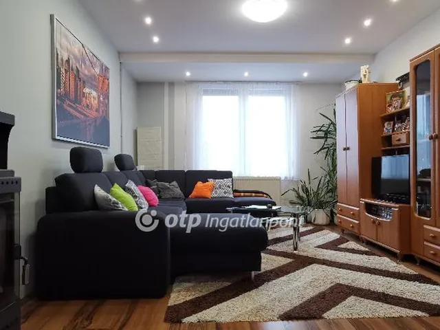 Eladó lakás Tapolca 80 nm