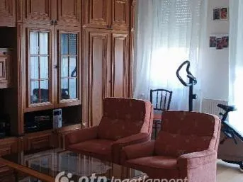 Eladó lakás Ajka 87 nm