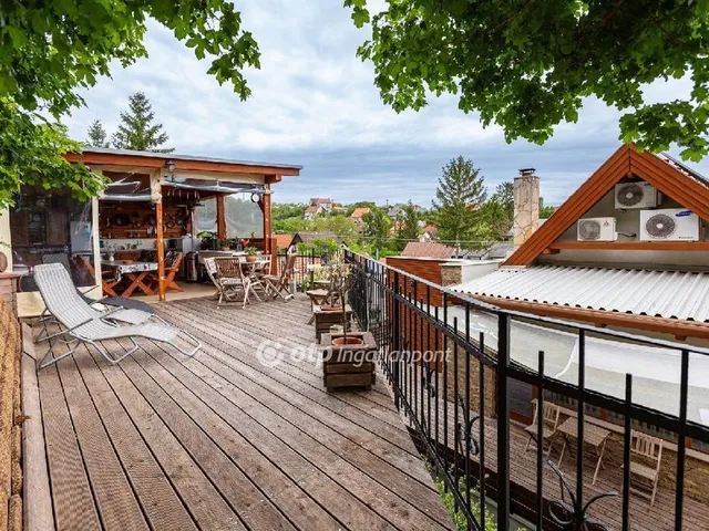 Eladó ház Balatonalmádi 260 nm