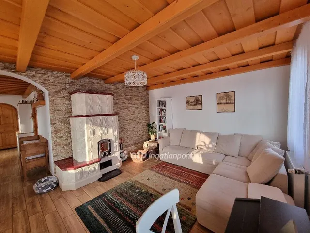 Eladó ház Bakonyjákó 148 nm