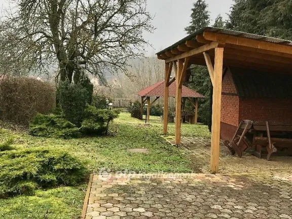 Eladó ház Eplény 160 nm