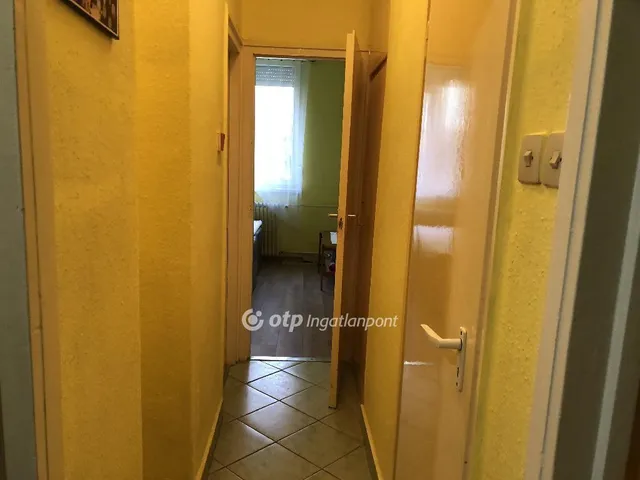 Eladó lakás Ajka 54 nm