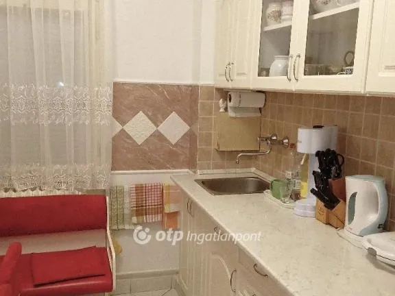 Eladó lakás Ajka 53 nm