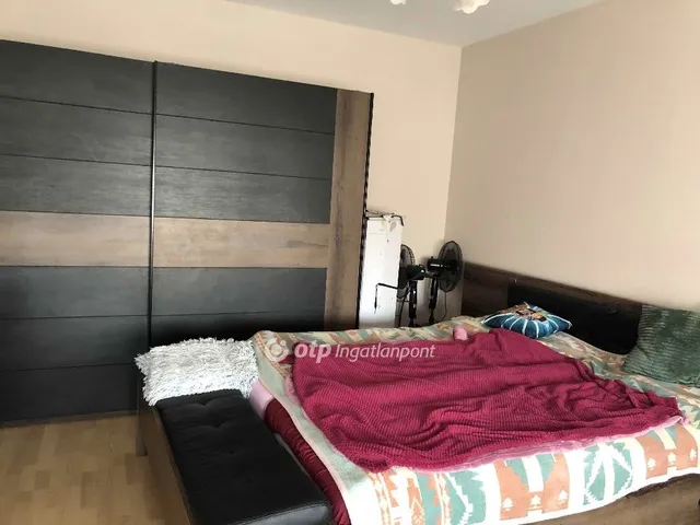 Eladó lakás Ajka 60 nm