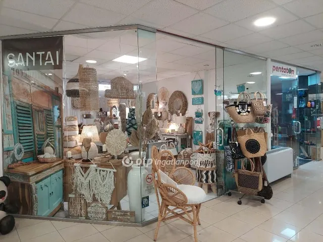 Kiadó kereskedelmi és ipari ingatlan Veszprém, Belváros 51 nm