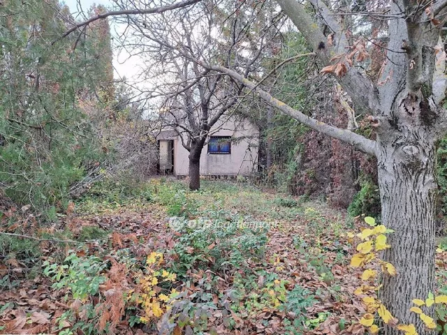 Eladó telek Balatonakarattya 584 nm