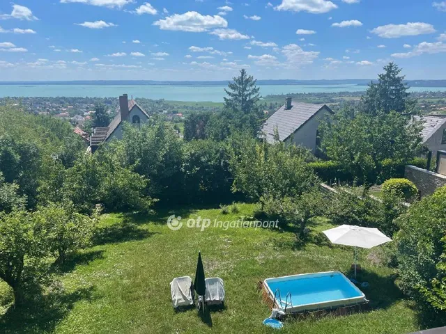 Eladó ház Csopak 122 nm