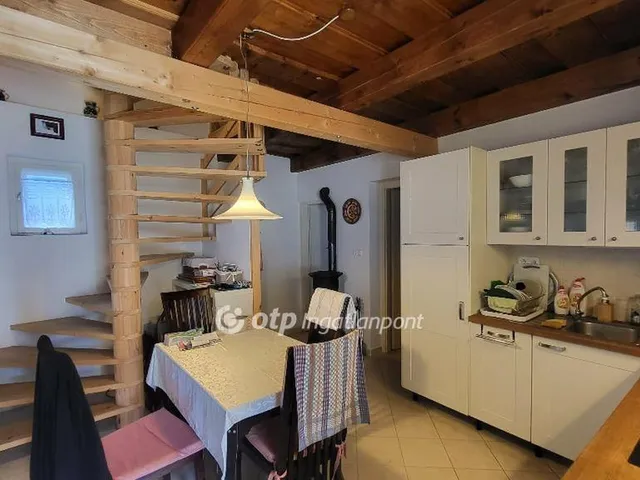 Eladó ház Lesenceistvánd 120 nm