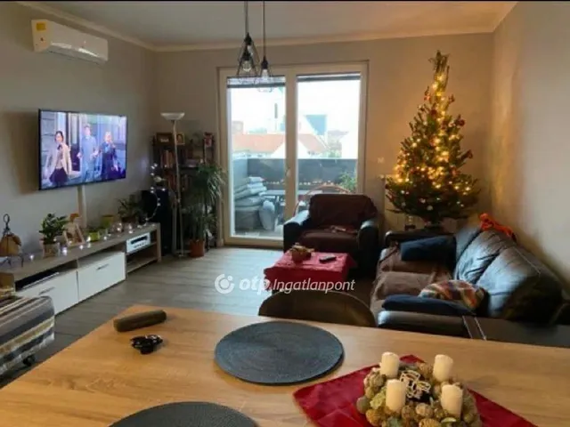 Eladó lakás Győr 64 nm