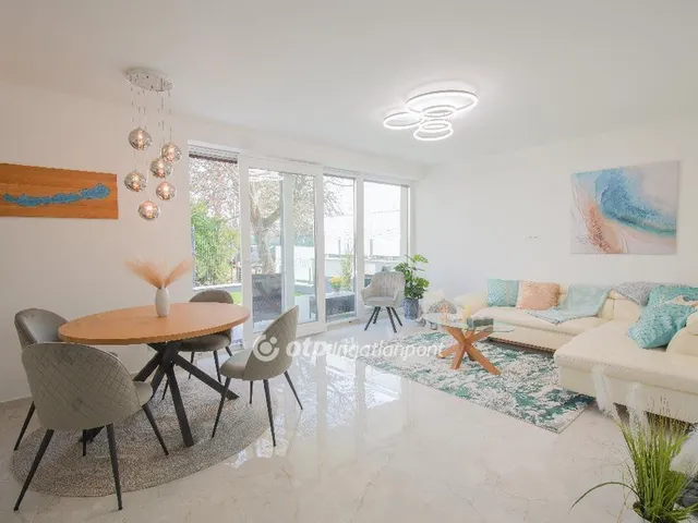 Eladó lakás Balatonfűzfő 49 nm