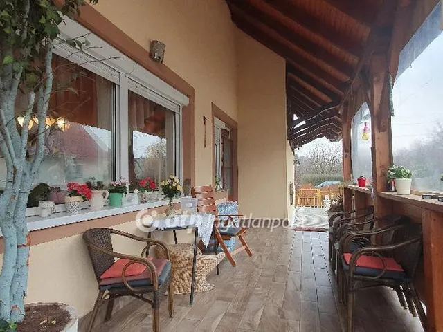 Eladó ház Noszlop 170 nm