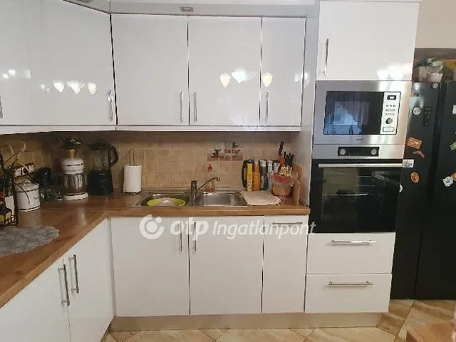 Eladó ház Noszlop 170 nm