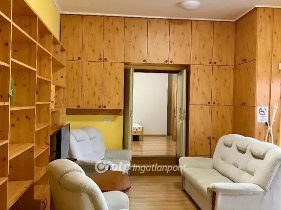 Eladó ház Eplény 160 nm