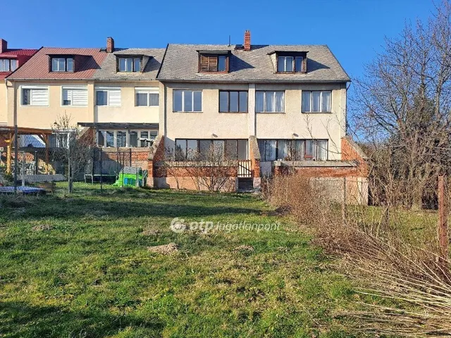 Eladó ház Zirc 77 nm