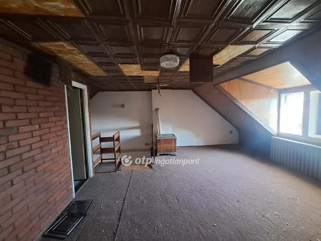 Eladó ház Zirc 77 nm