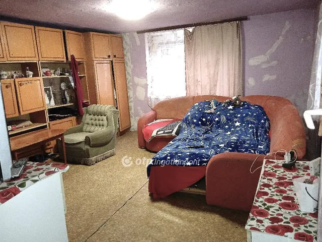 Eladó ház Ajka 69 nm