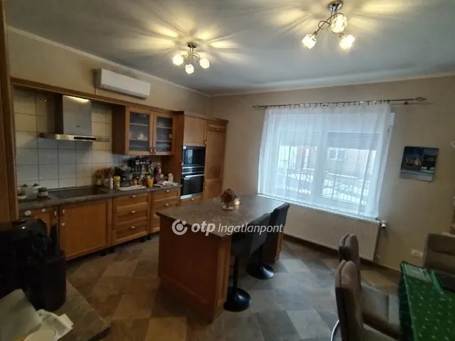 Eladó ház Sümeg 90 nm