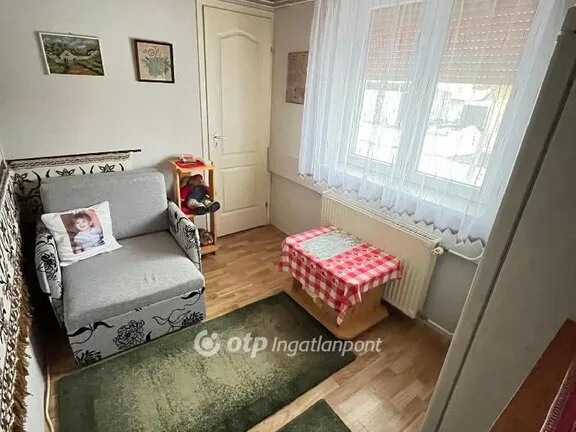 Eladó ház Ajka 66 nm