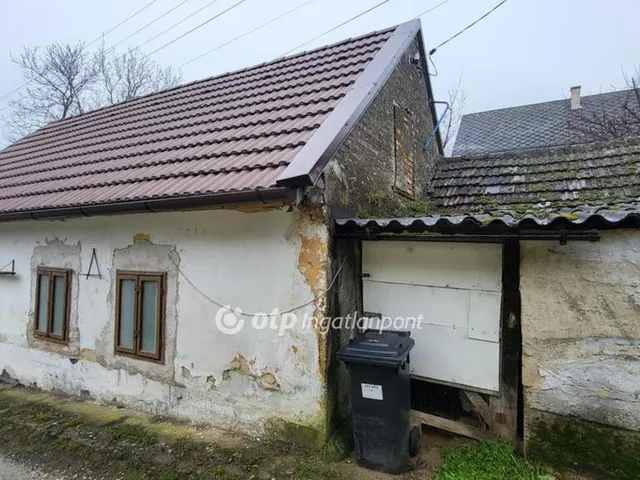 Eladó ház Nemesvita 48 nm