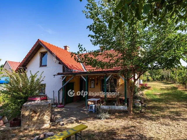 Eladó üdülő és hétvégi ház Várvölgy 65 nm