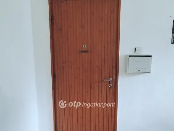 Eladó lakás Ajka 79 nm