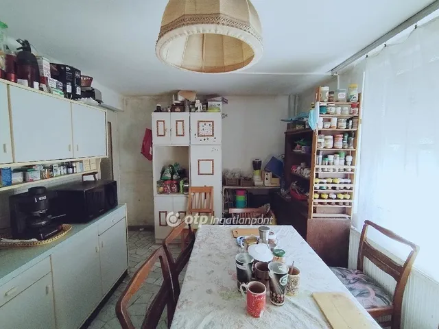 Eladó ház Ajka, Kórházdomb 170 nm