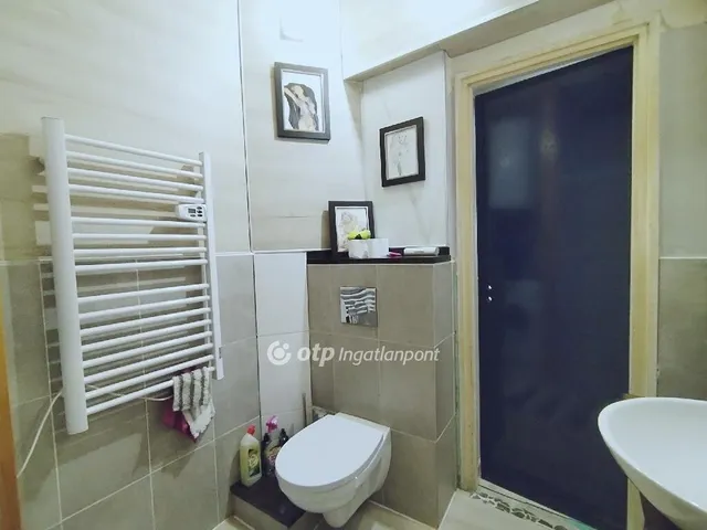 Eladó lakás Ajka 39 nm