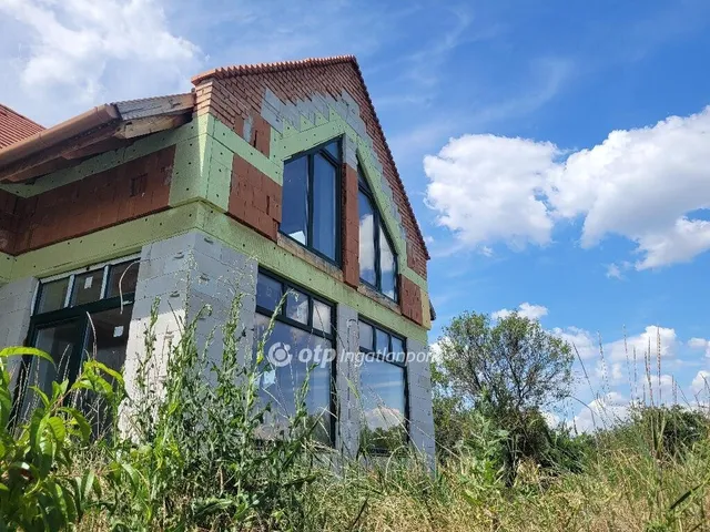 Eladó ház Balatonalmádi, Újhegy 137 nm