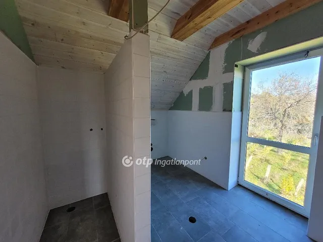 Eladó ház Balatonalmádi, Újhegy 137 nm