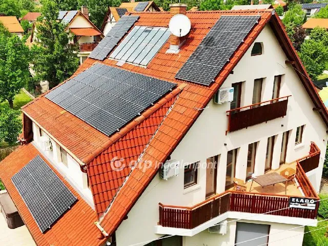 Eladó ház Alsóörs 320 nm