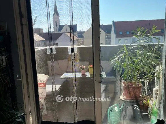 Eladó lakás Győr, Sziget 64 nm